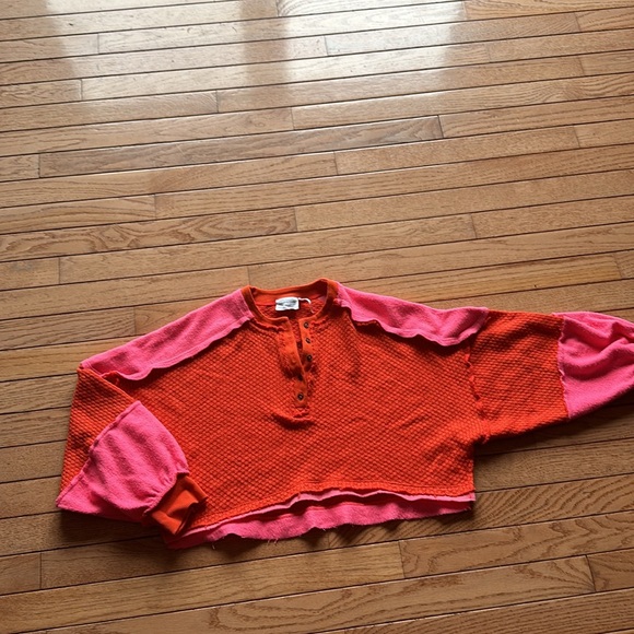 Out from Under (Urban Outfitters) waffle and fleece crop top - Picture 2 of 8